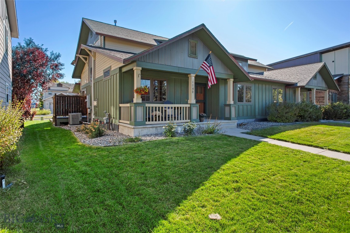 1050 N 15th Avenue