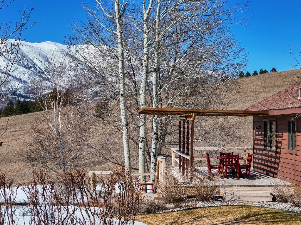 585 Bridger Woods Road
