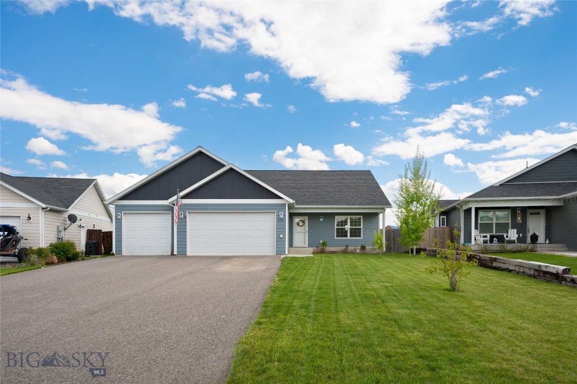 2206 Sturnella Lane