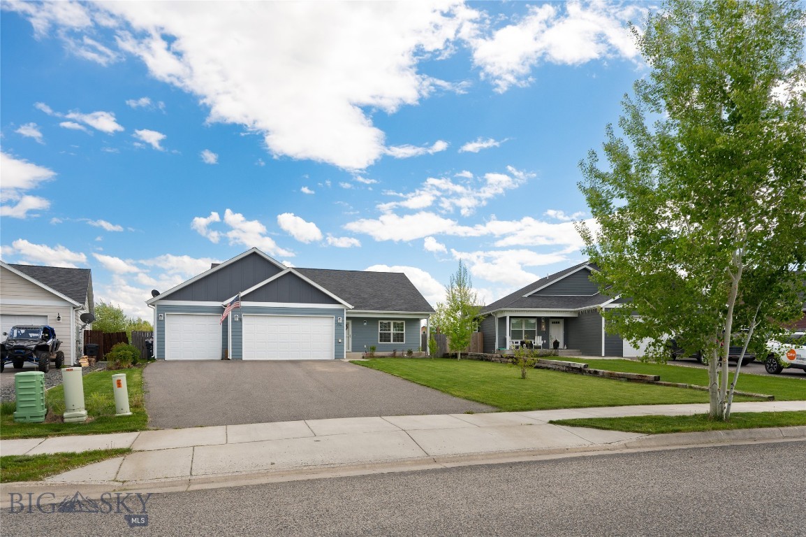 2206 Sturnella Lane