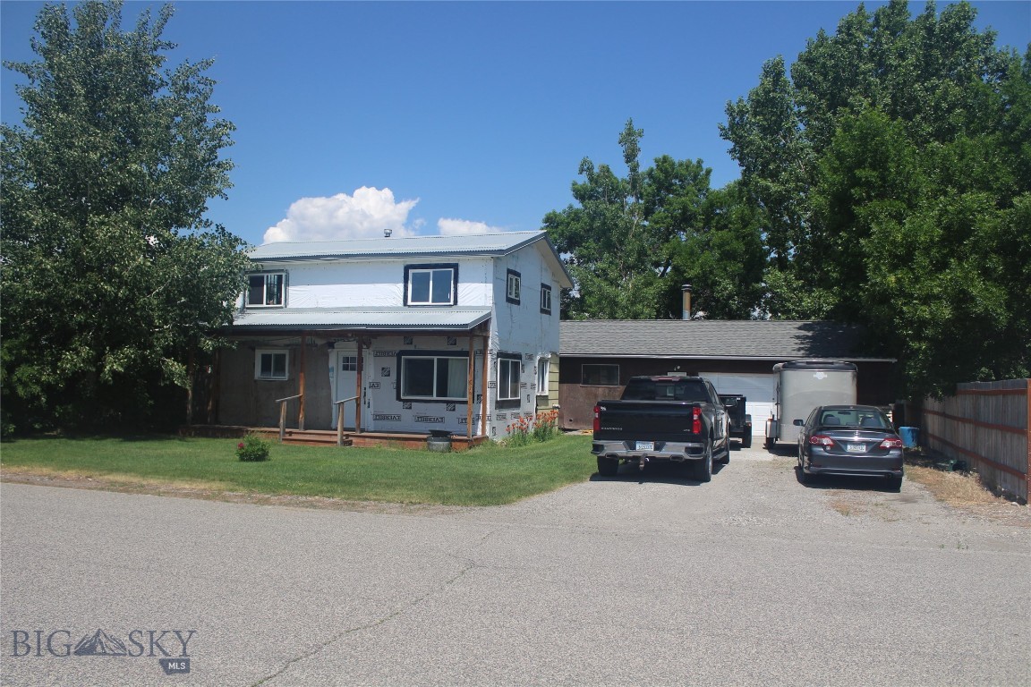 711 Silverbow Avenue, Belgrade