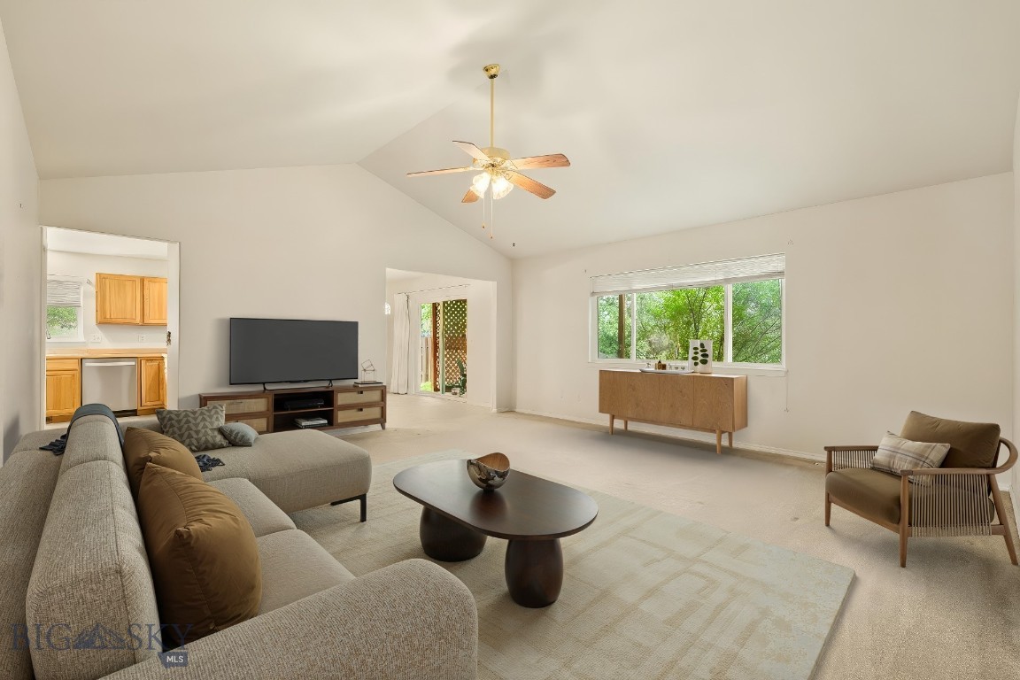 365 W River Rock Road