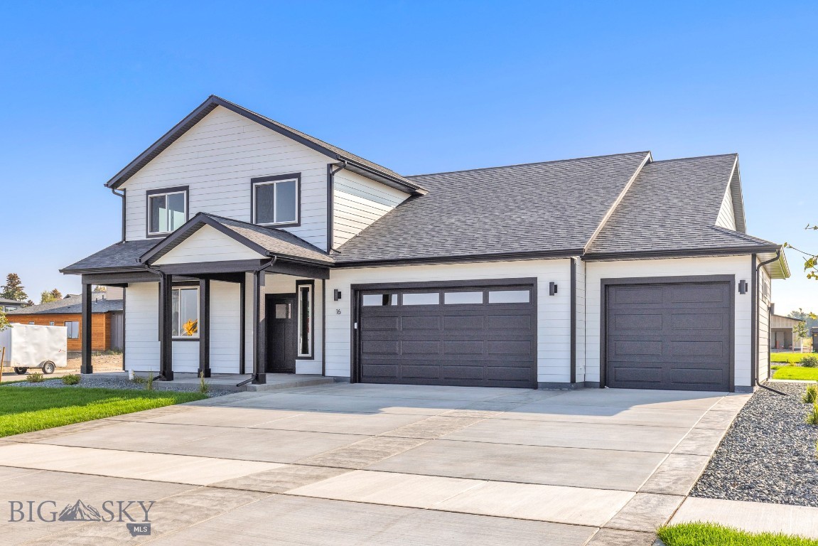 16 Moosejaw Drive