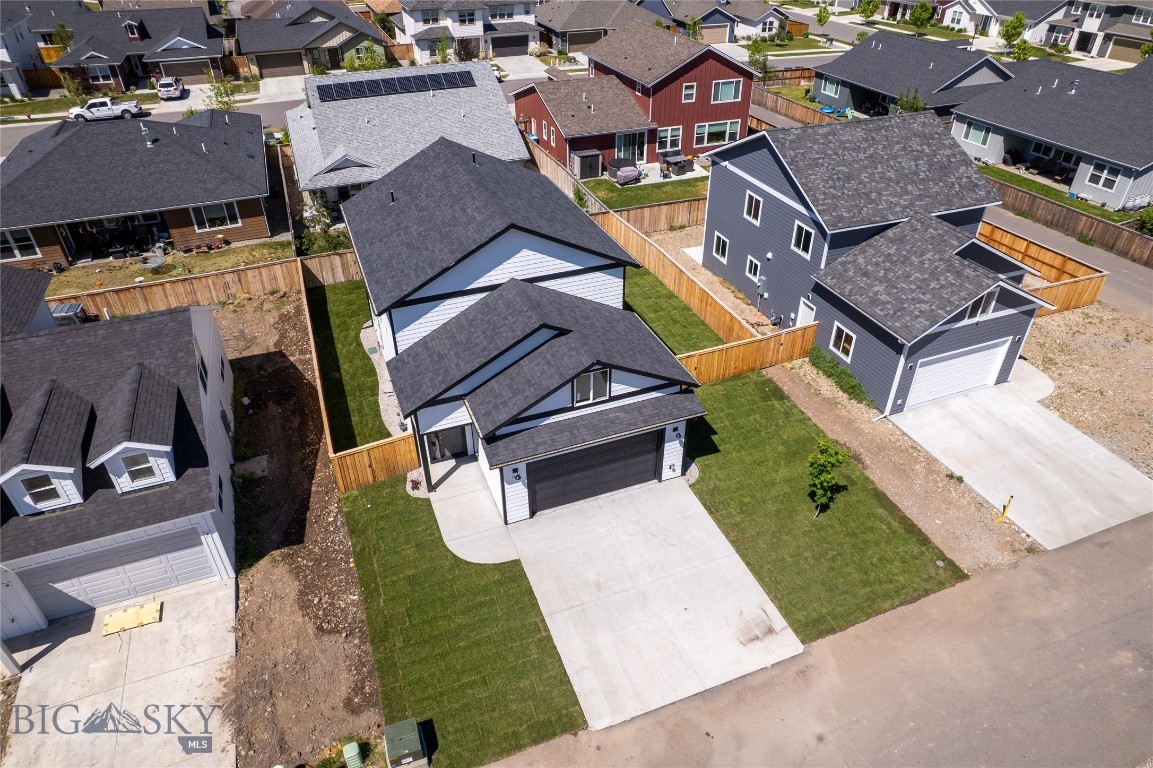 1505 Pistolero Way