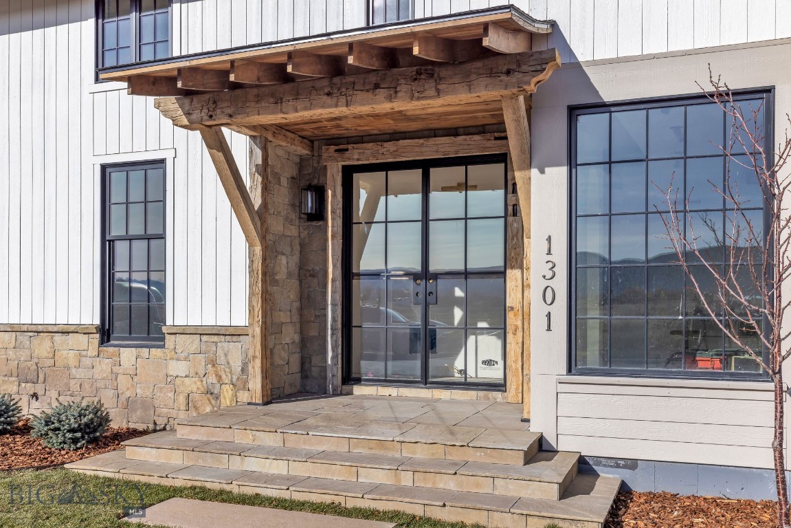 1301 Cambridge Drive