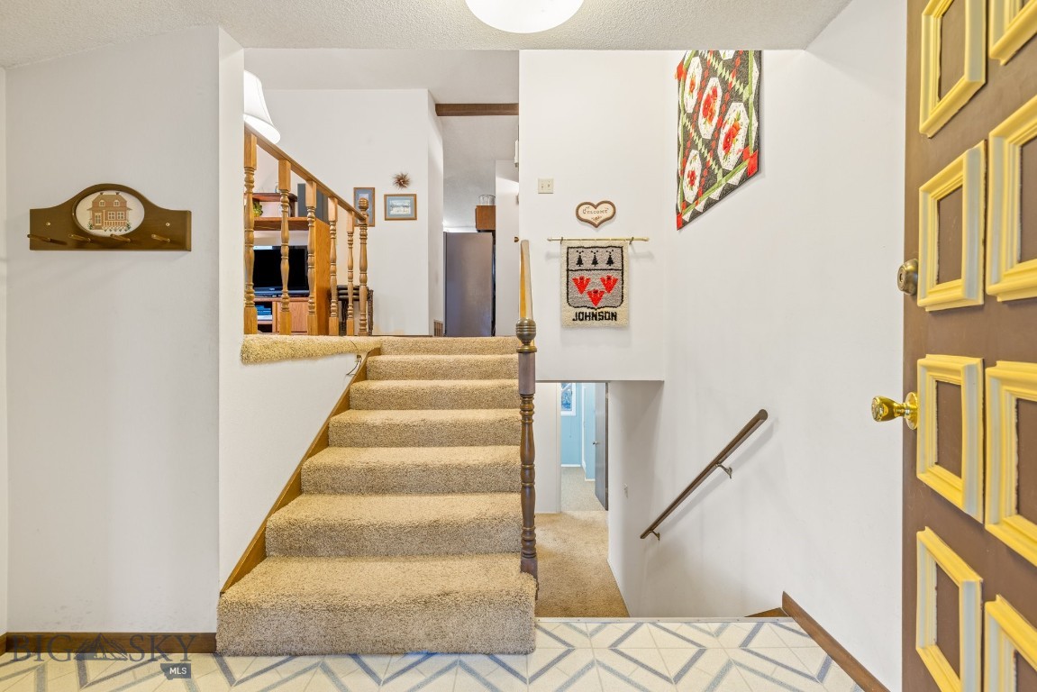 1210 S Cedarview Drive