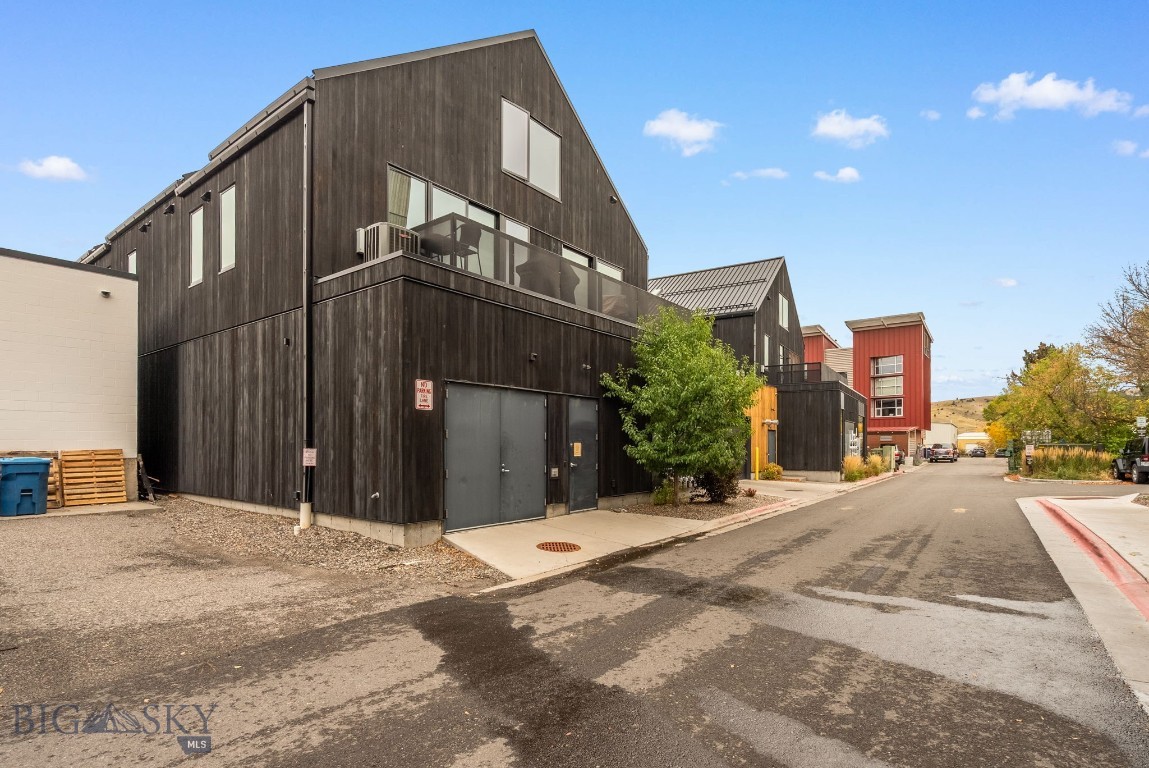 620 E Cottonwood 203