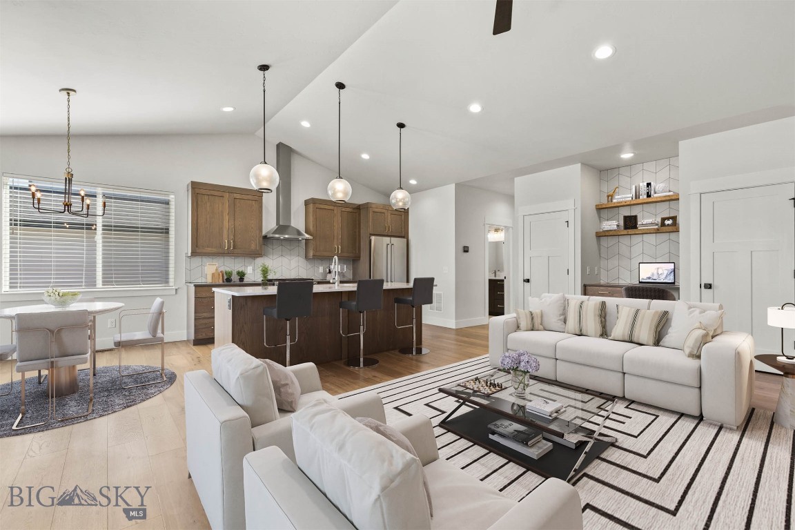 91 W Hyalite Peak Drive