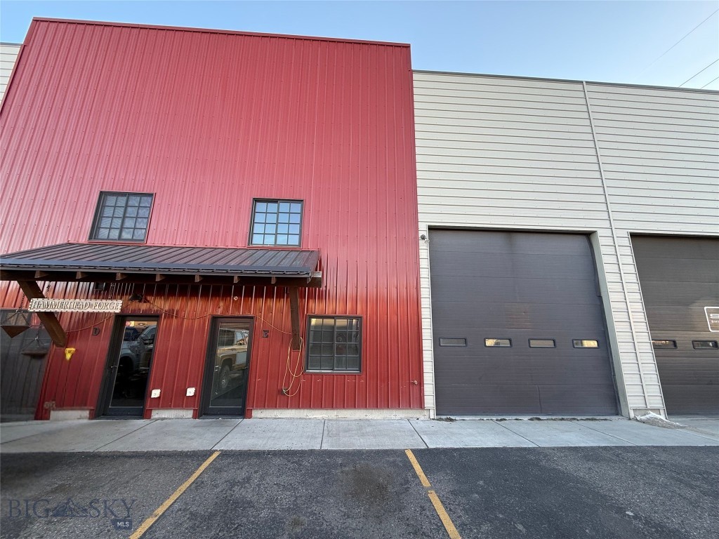 214 Shepherd Trail E