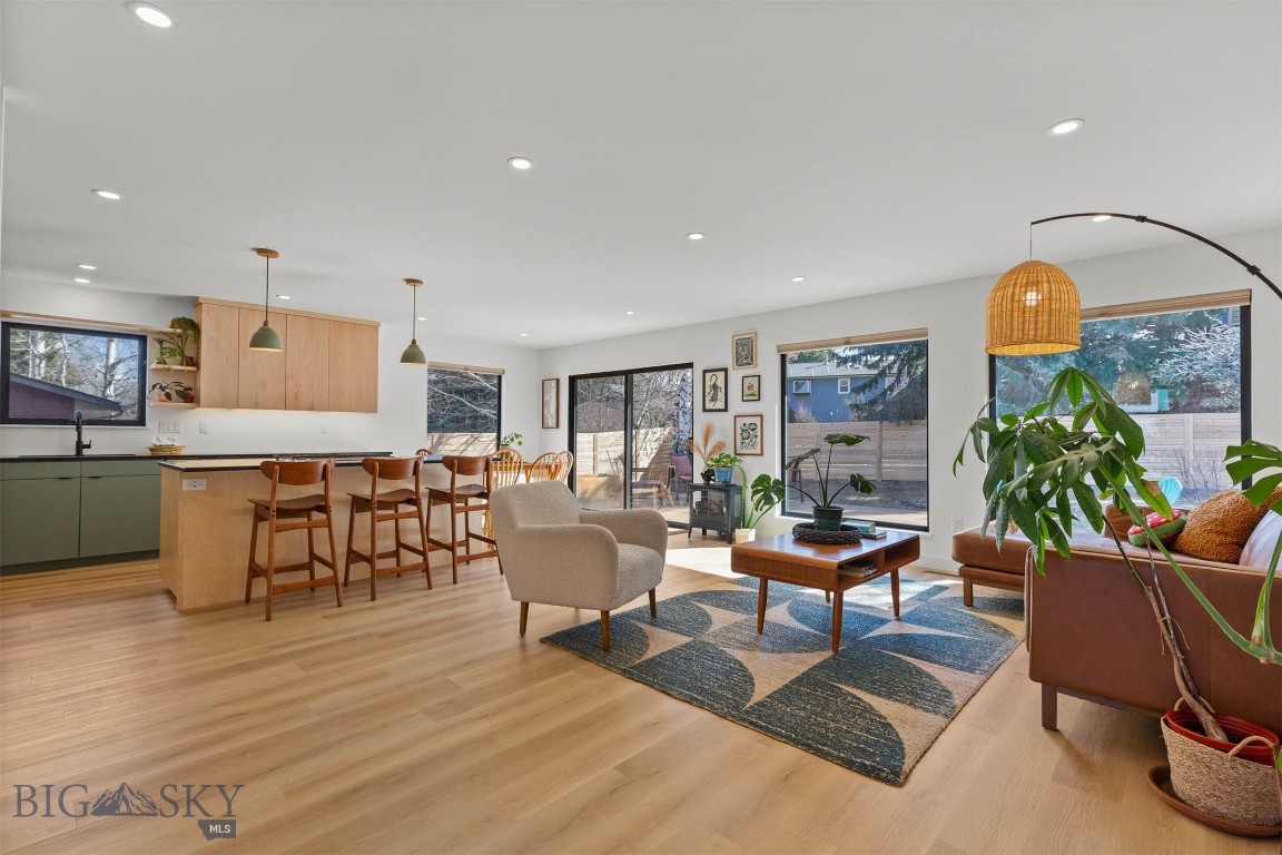 2404 Westridge Drive