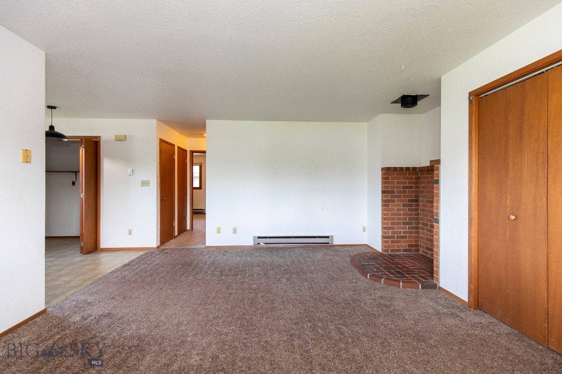 3811 Ravalli