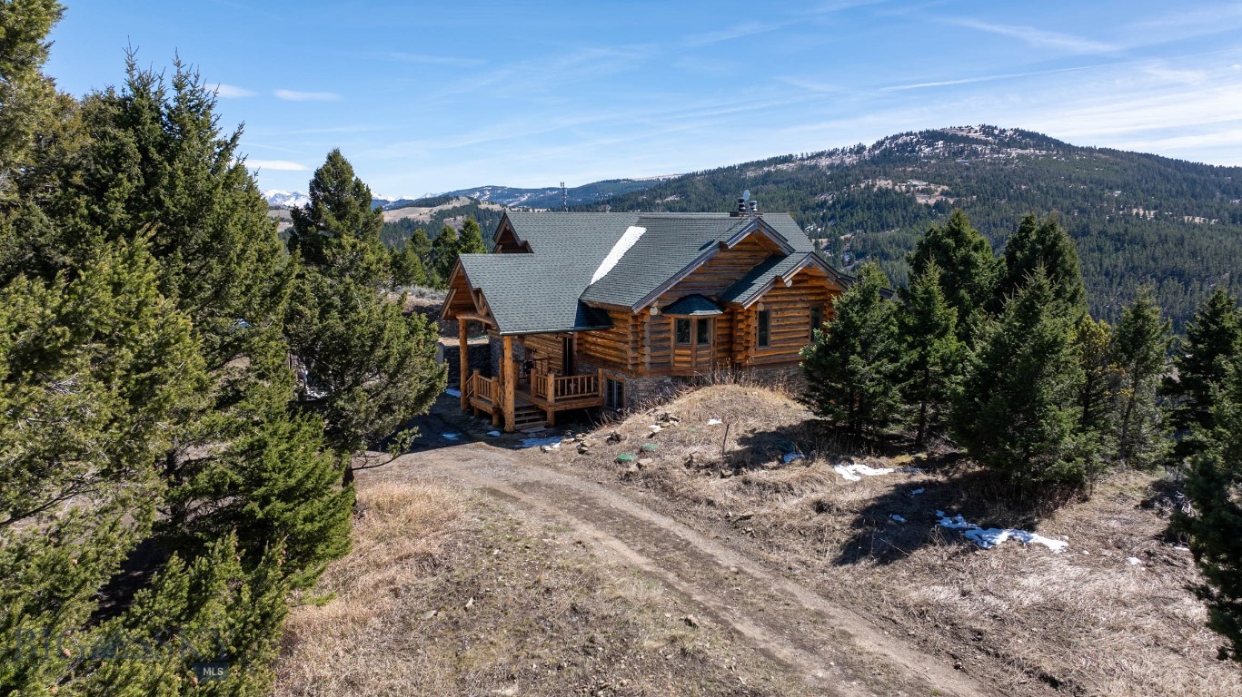 1062 Johnny Martinez, Bozeman