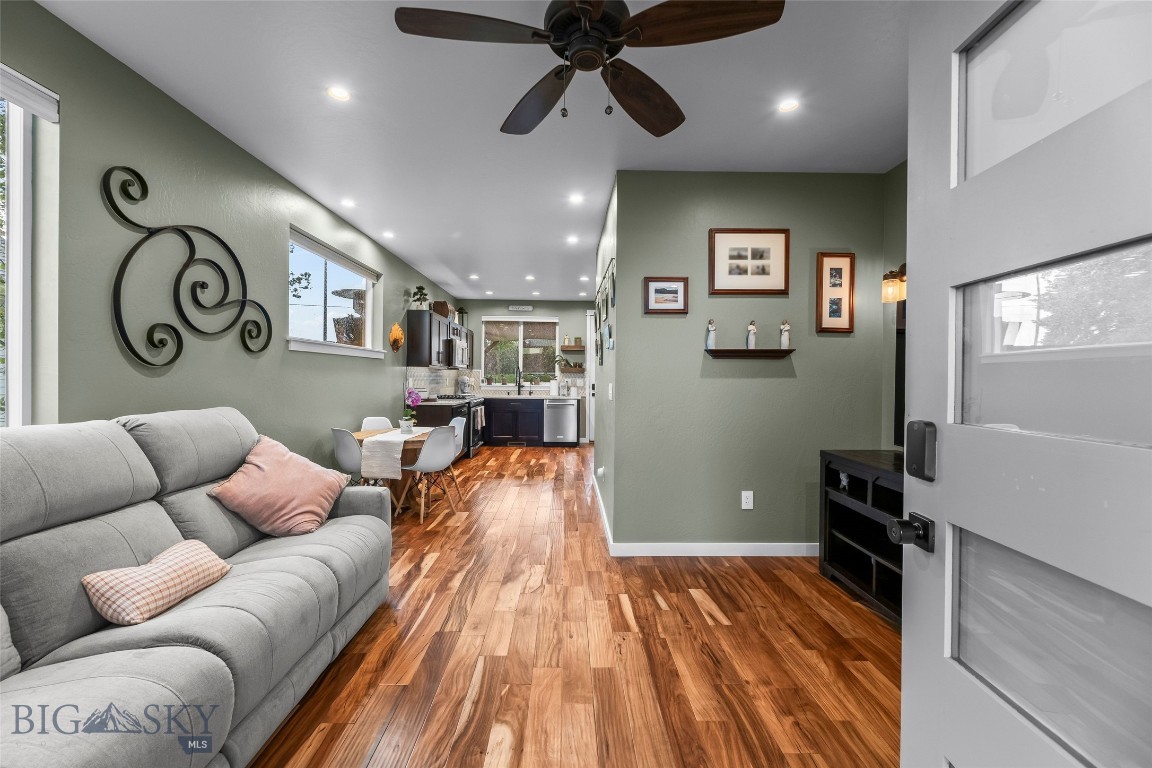 4448 Shadowglen Drive
