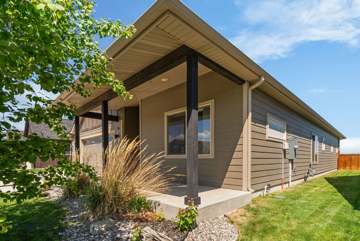 4437 Ethan Way