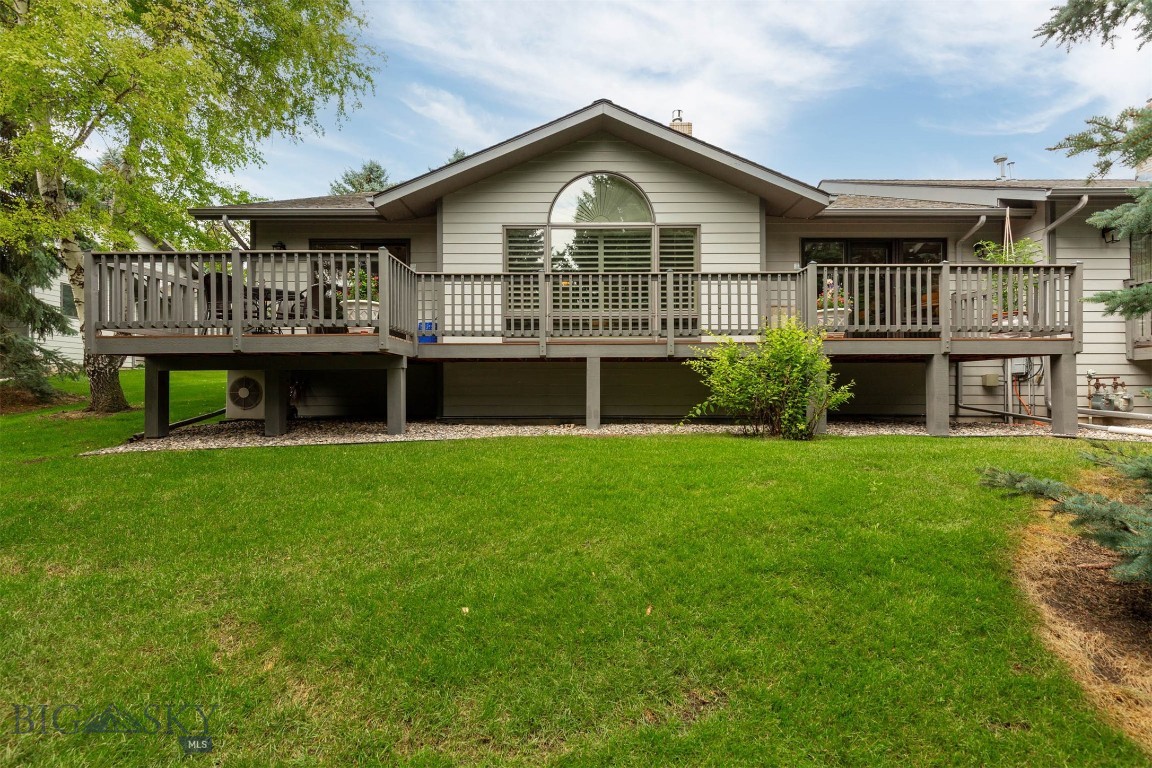 1757 Highland Boulevard 10