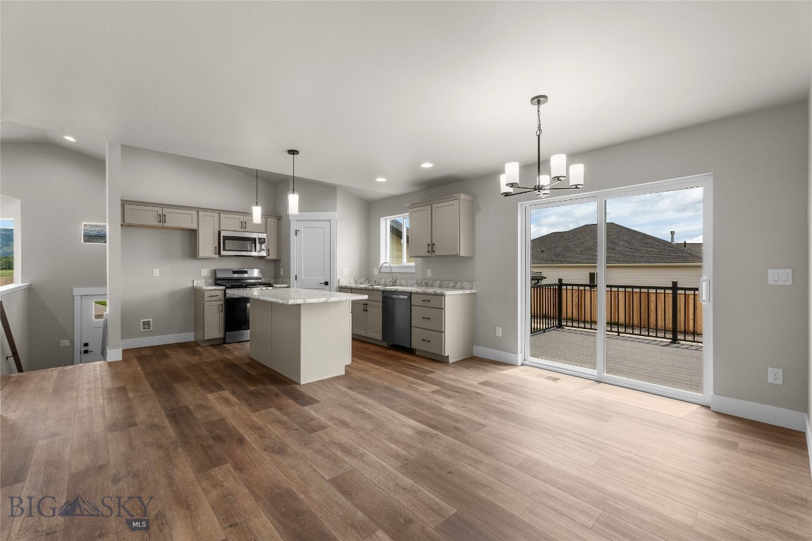 2305 Oriole Drive