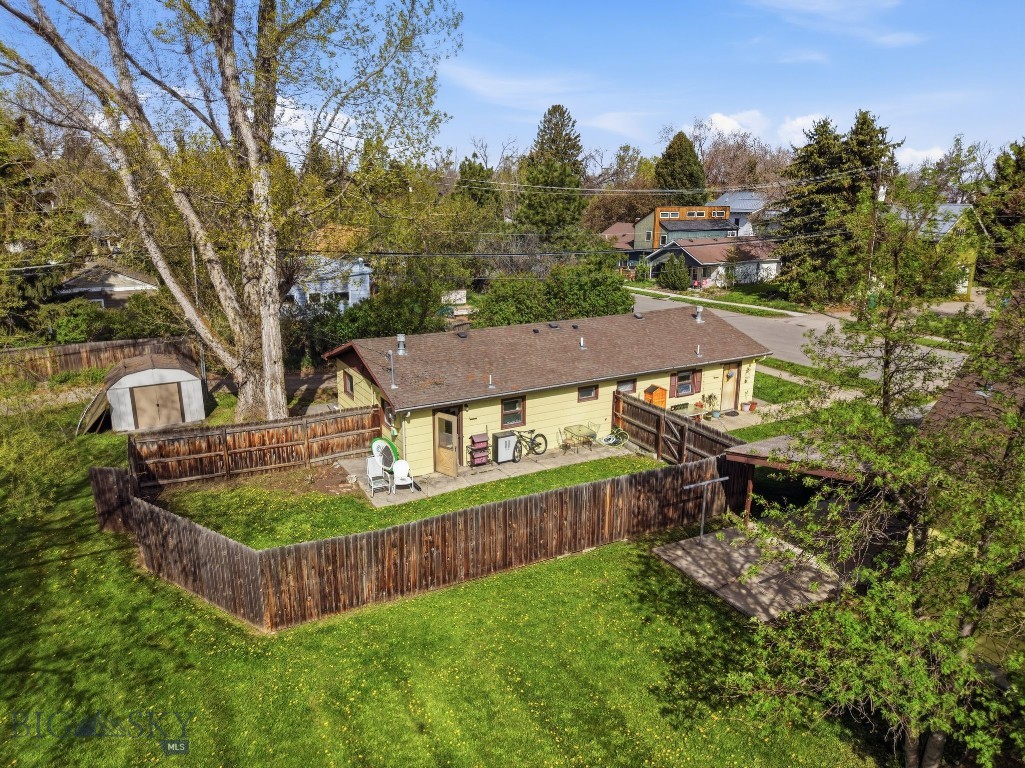 621 & 617 N Rouse Avenue