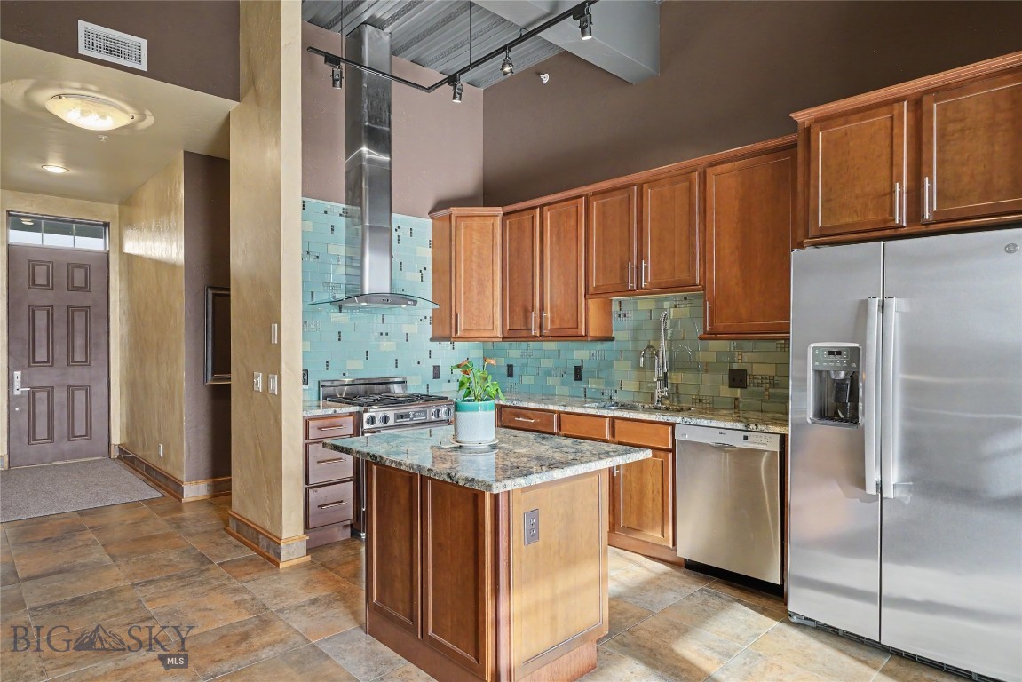 140 Village Crossing Way 3D