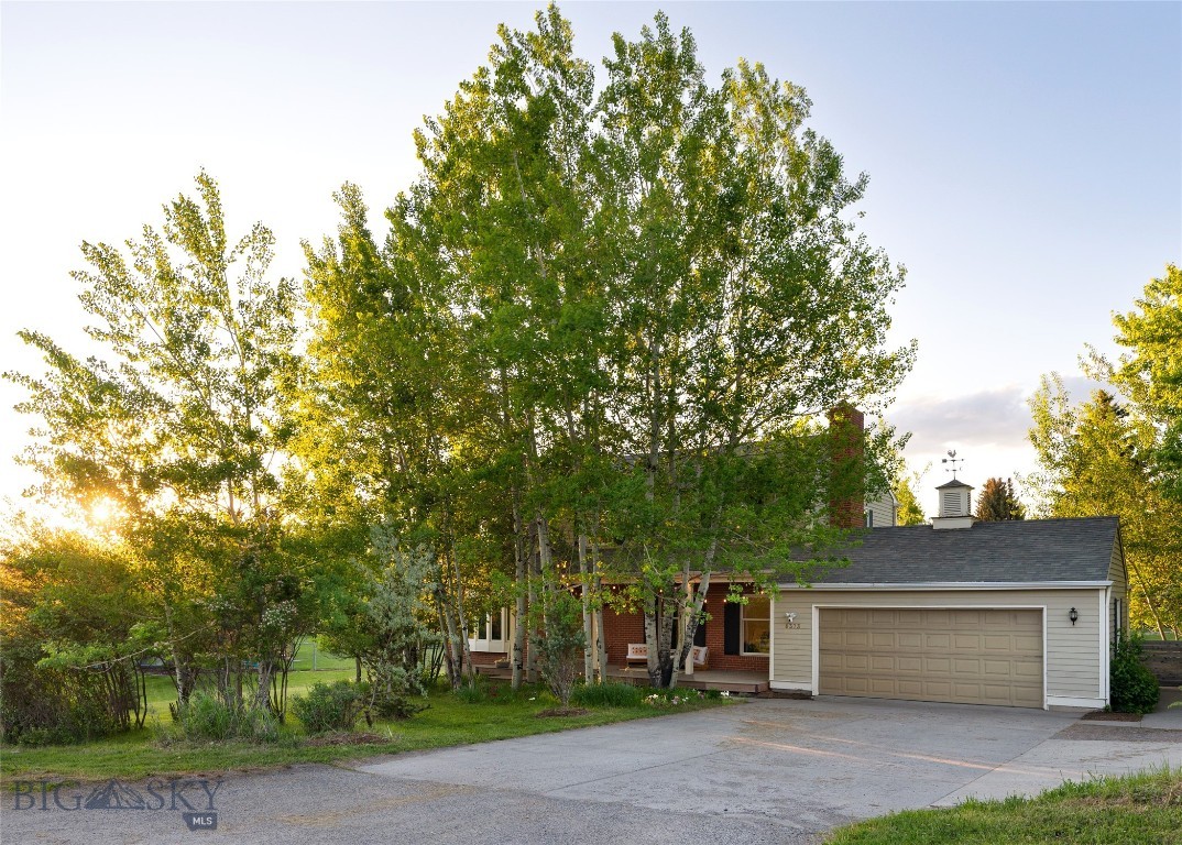 8373 Goldenstein Lane