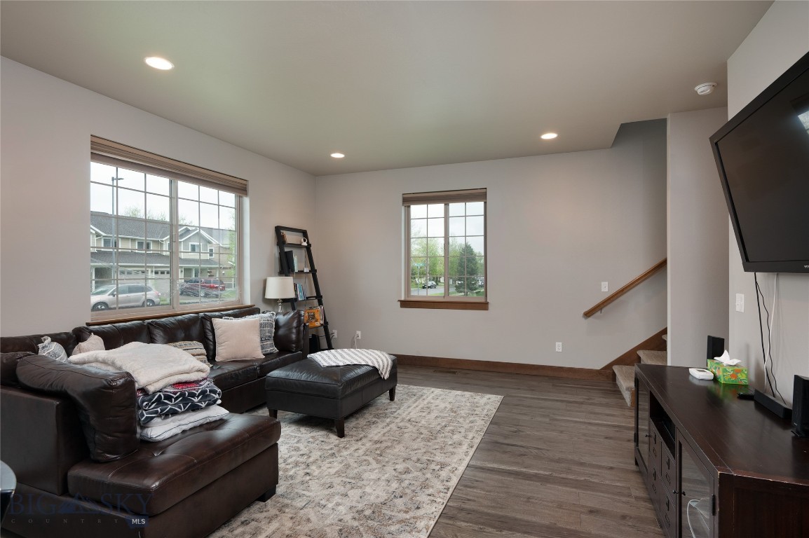 2740 Cobblestone A