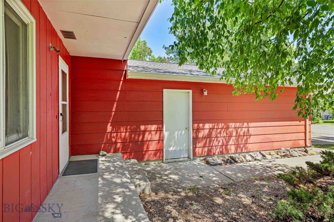 317 N 22nd Avenue