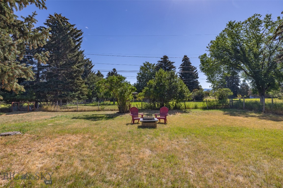 1608 Alder Court