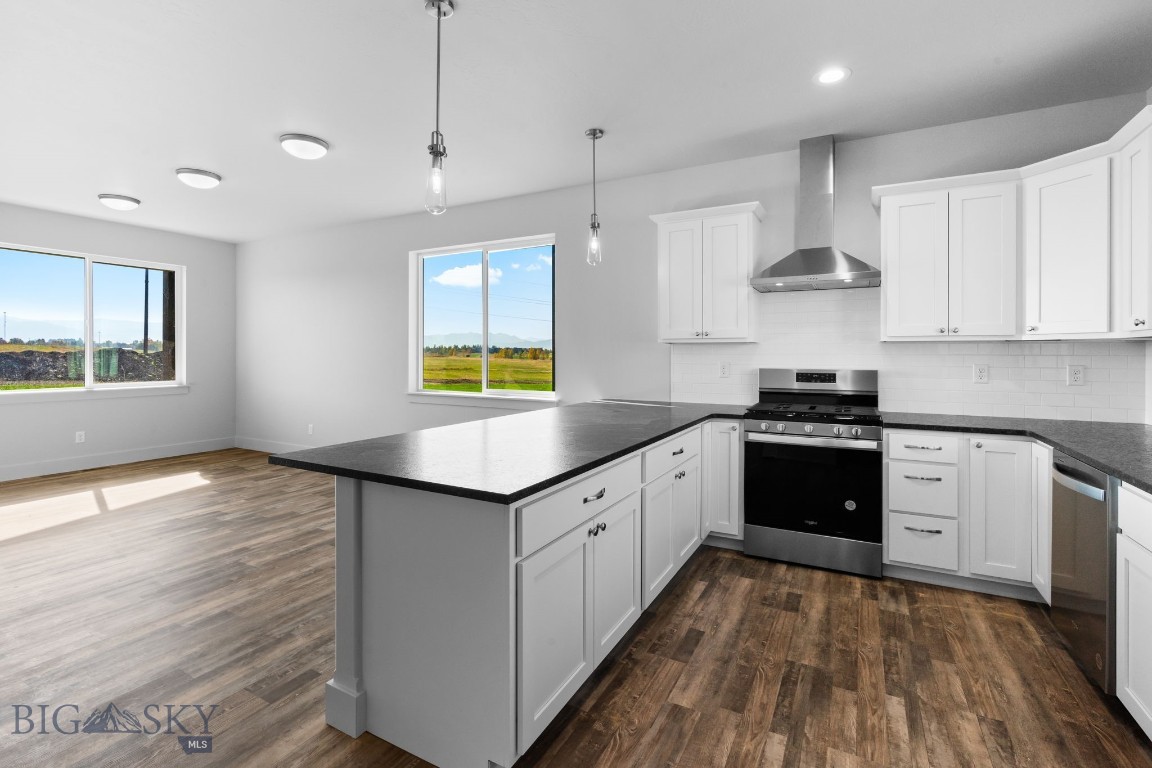 26 Horseshoe Loop