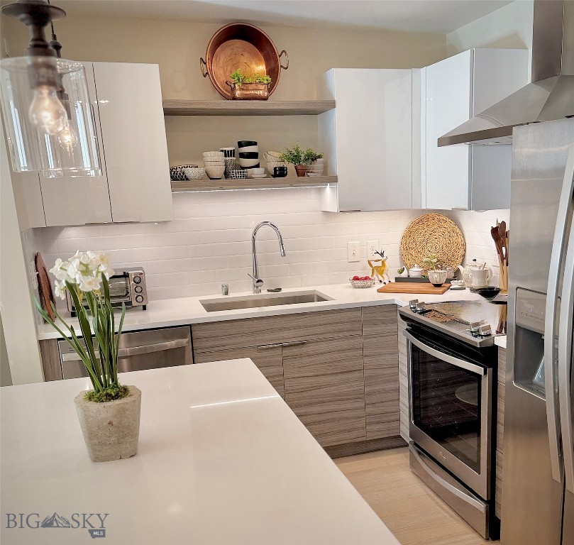 476 Enterprise Boulevard 121