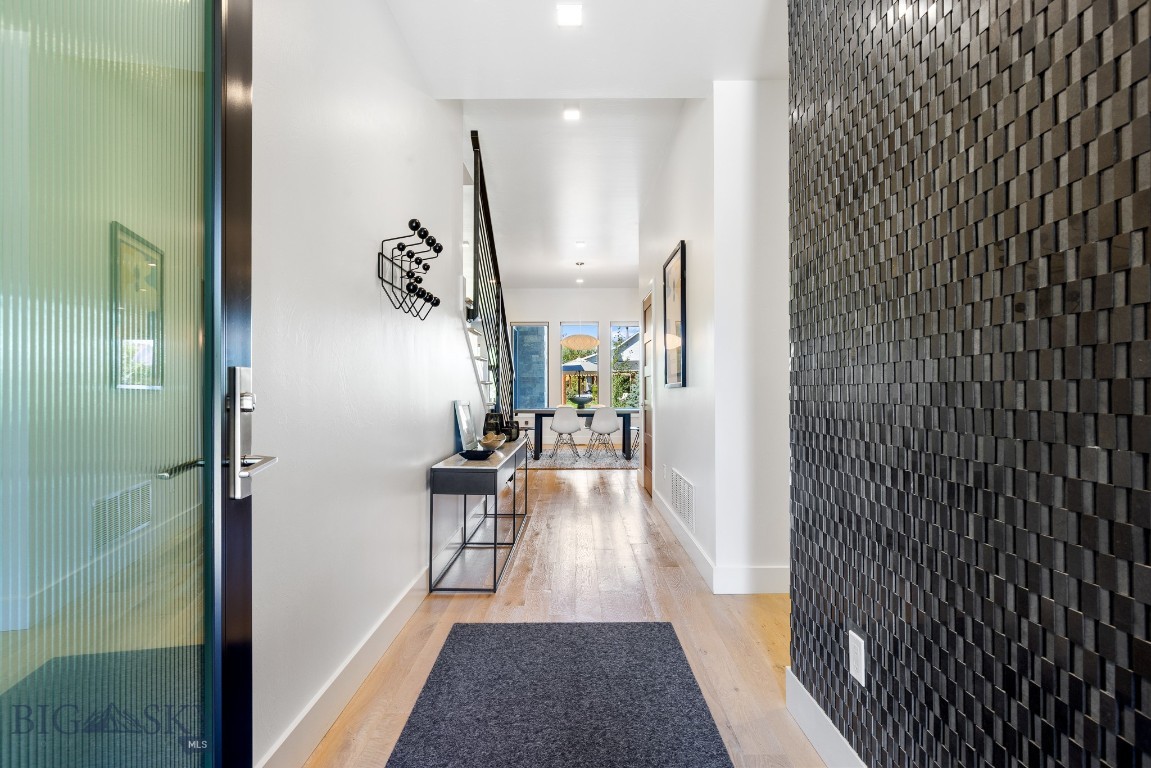 1719 Midfield Street