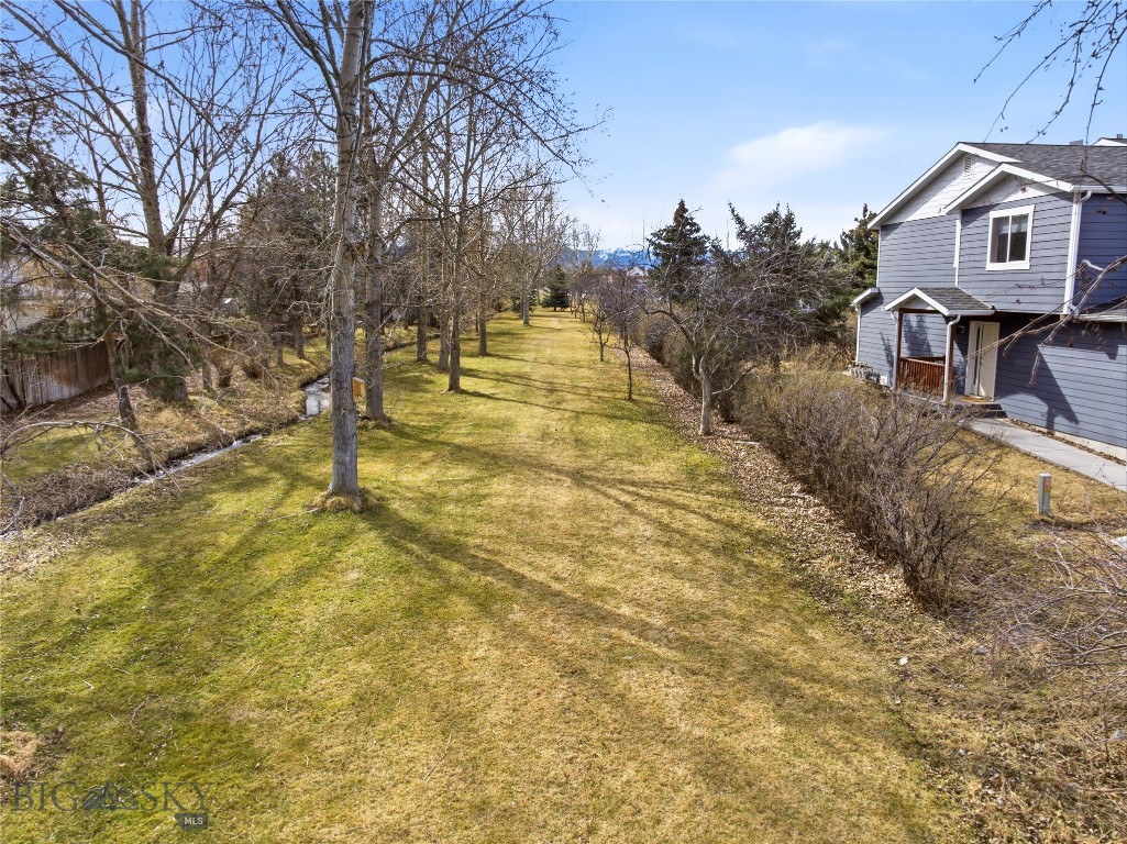 2401 Daws Drive A,B,C,D