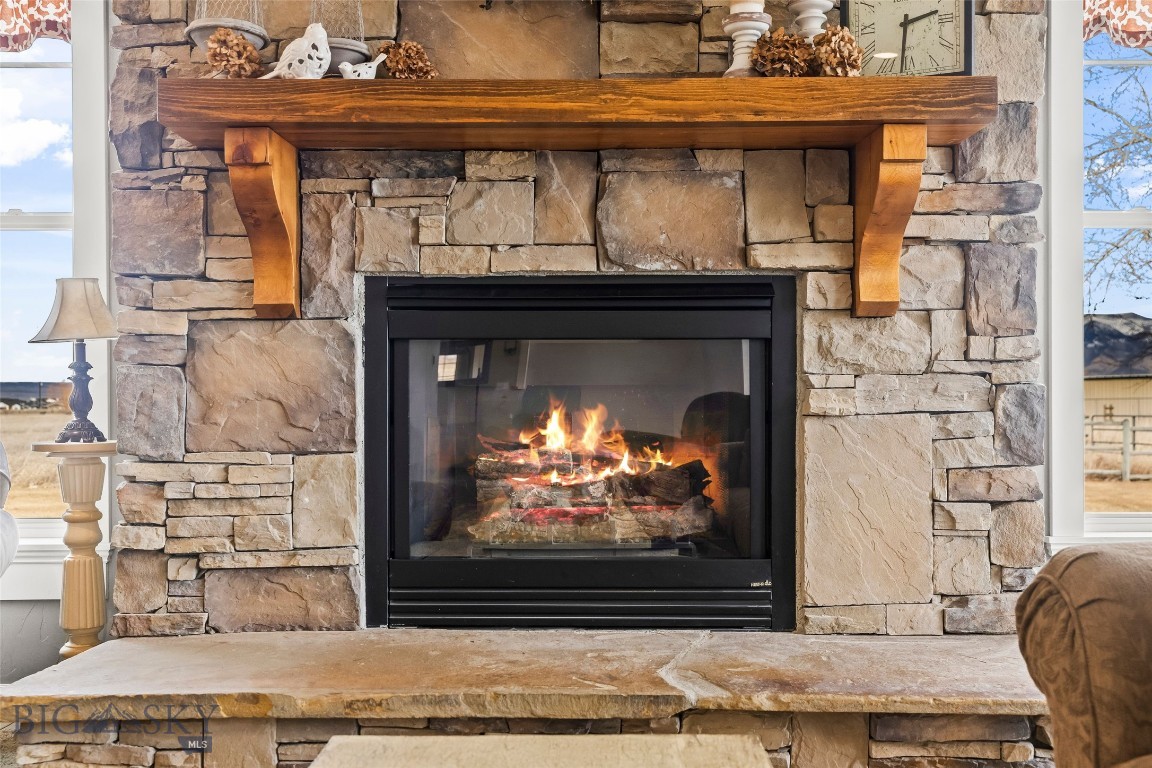 605 E Cameron Bridge