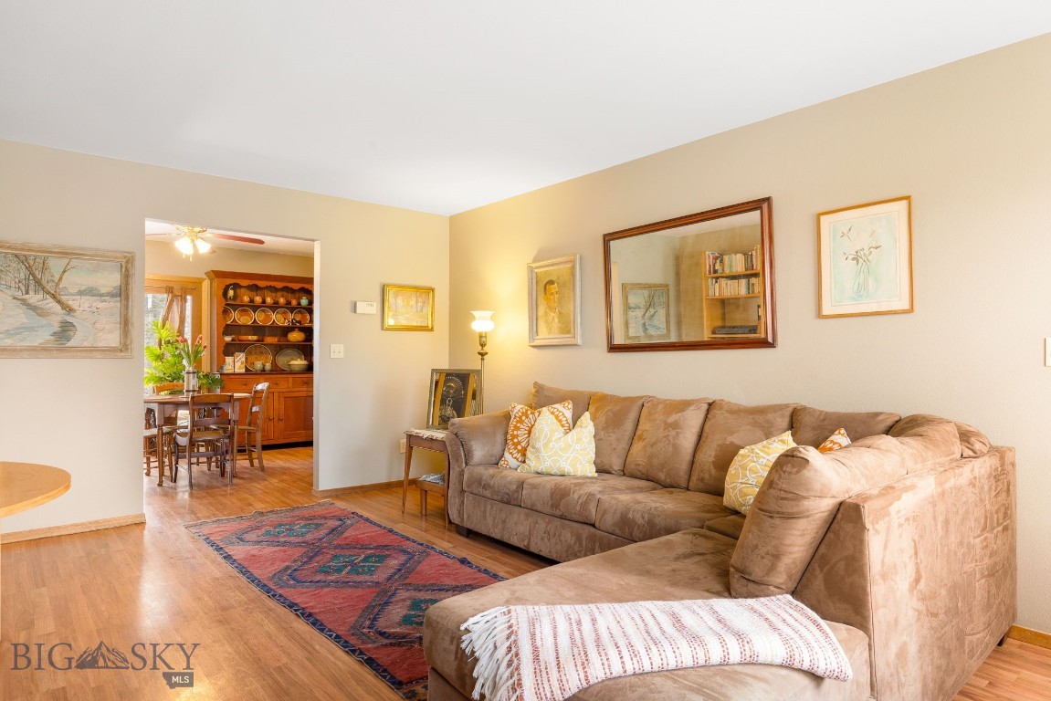 17 Chestnut Grove 17