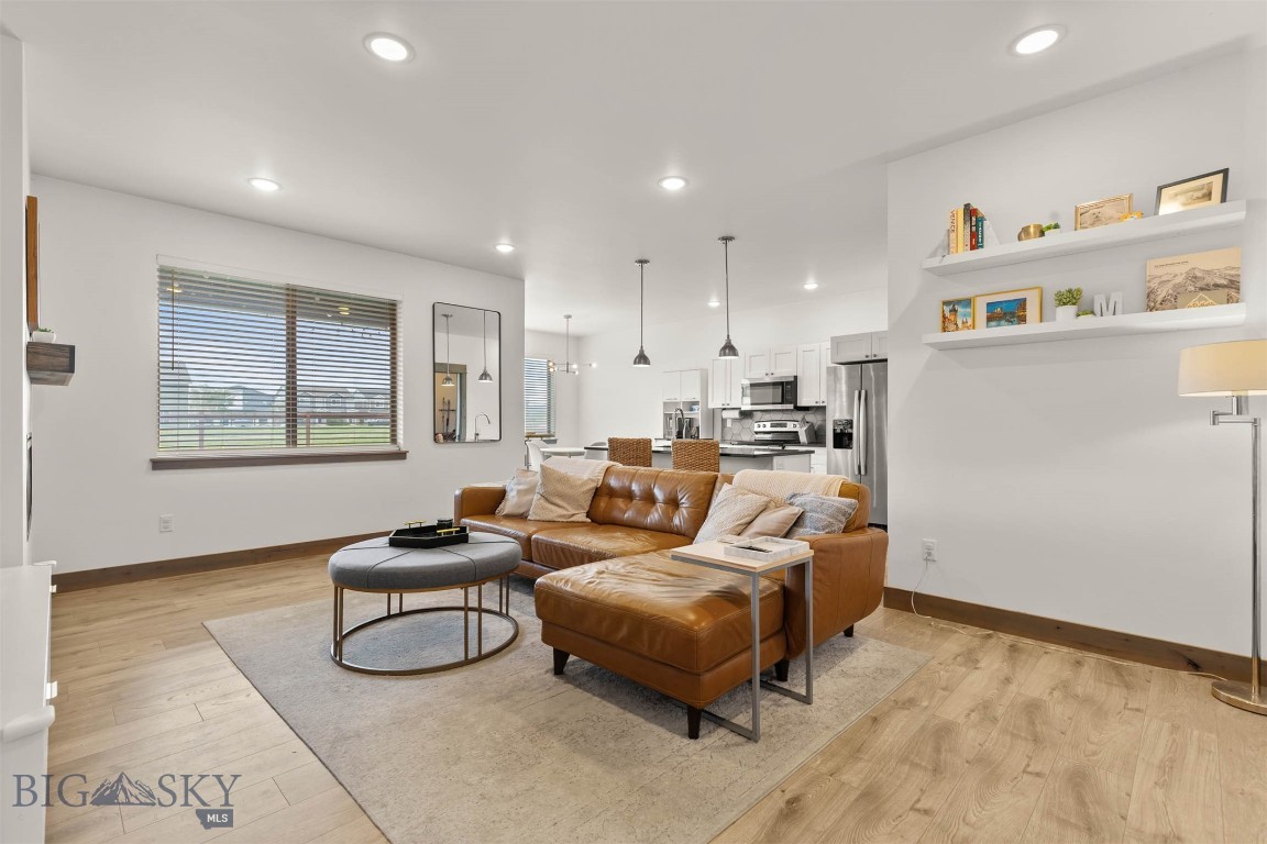 1012 Cassandra Lane A