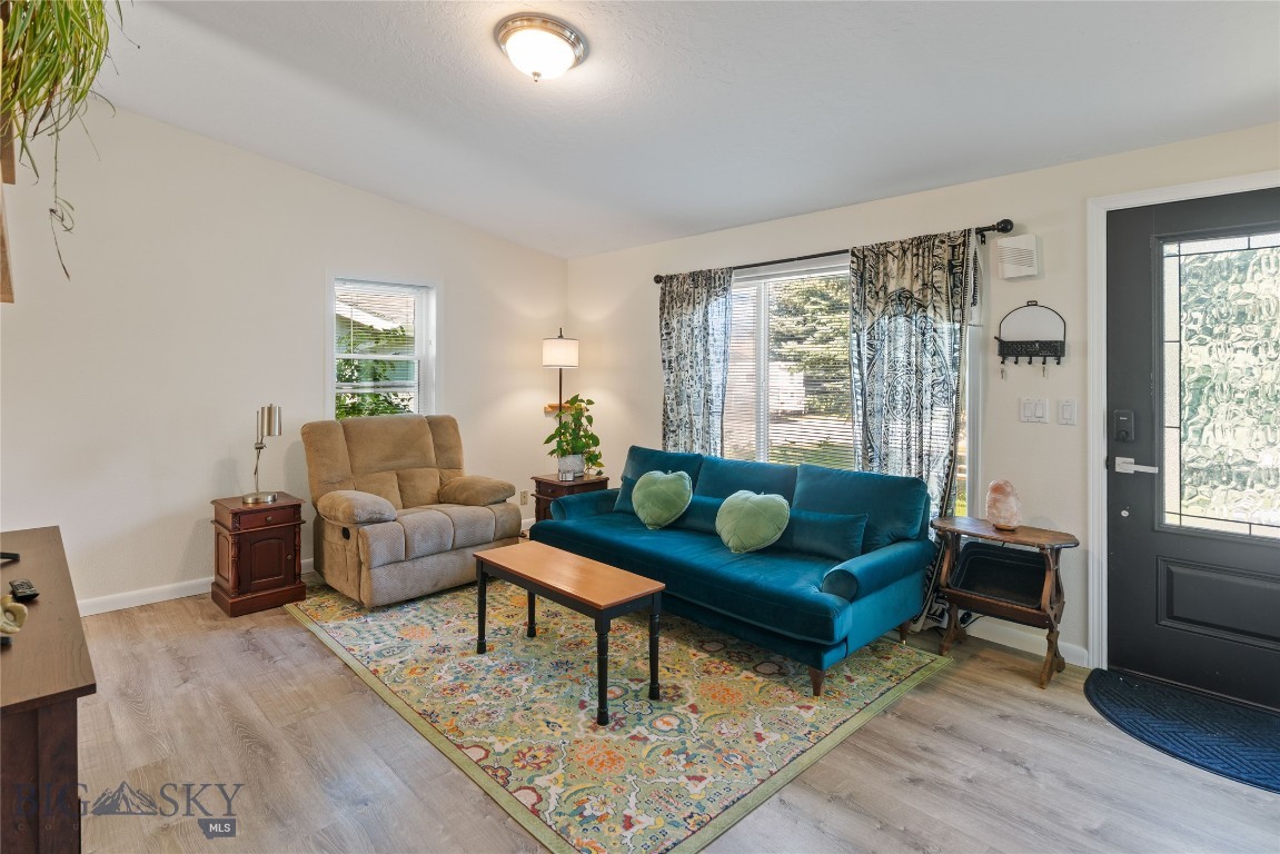 109 Meghans Way 109