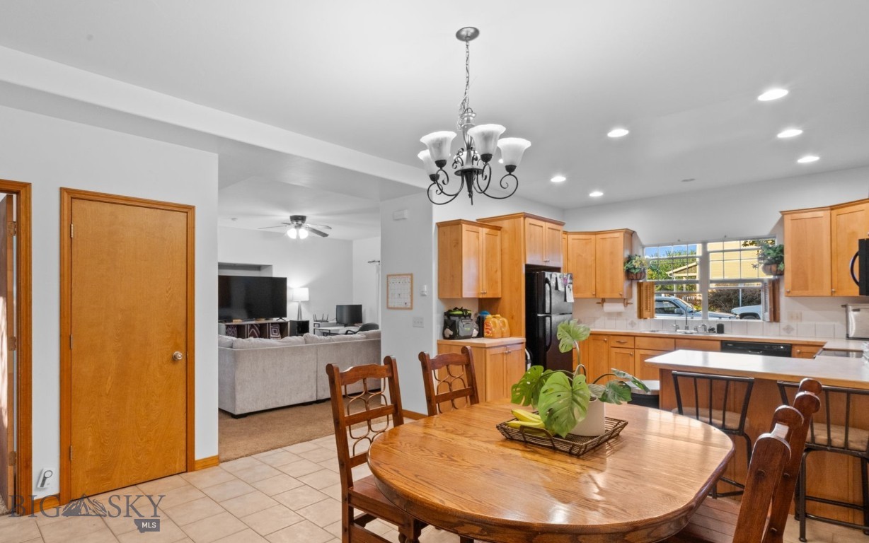 675 N 15th Avenue