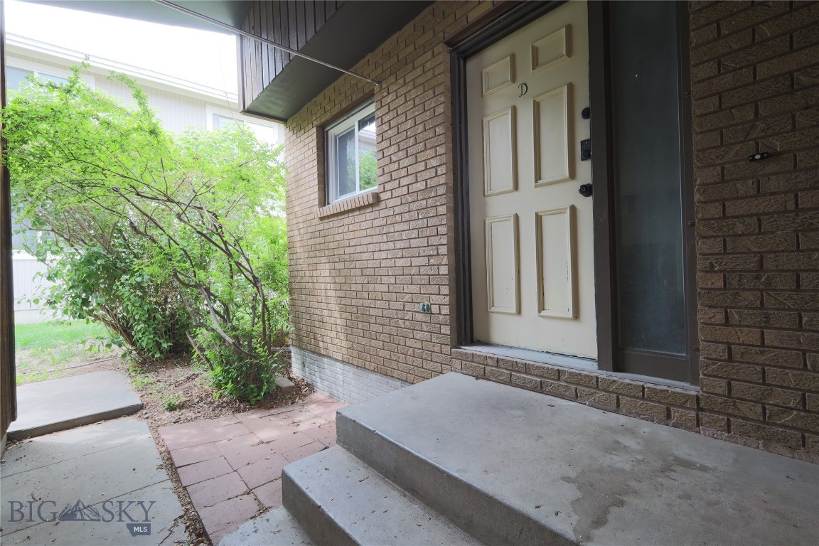 511 S 15th D
