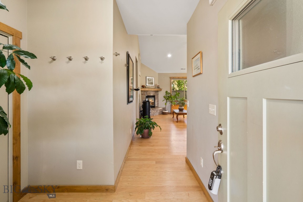 168 E Hyalite Peak Drive