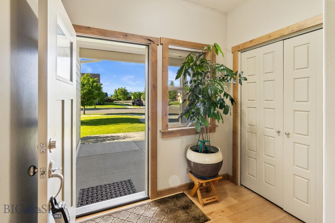 168 E Hyalite Peak Drive