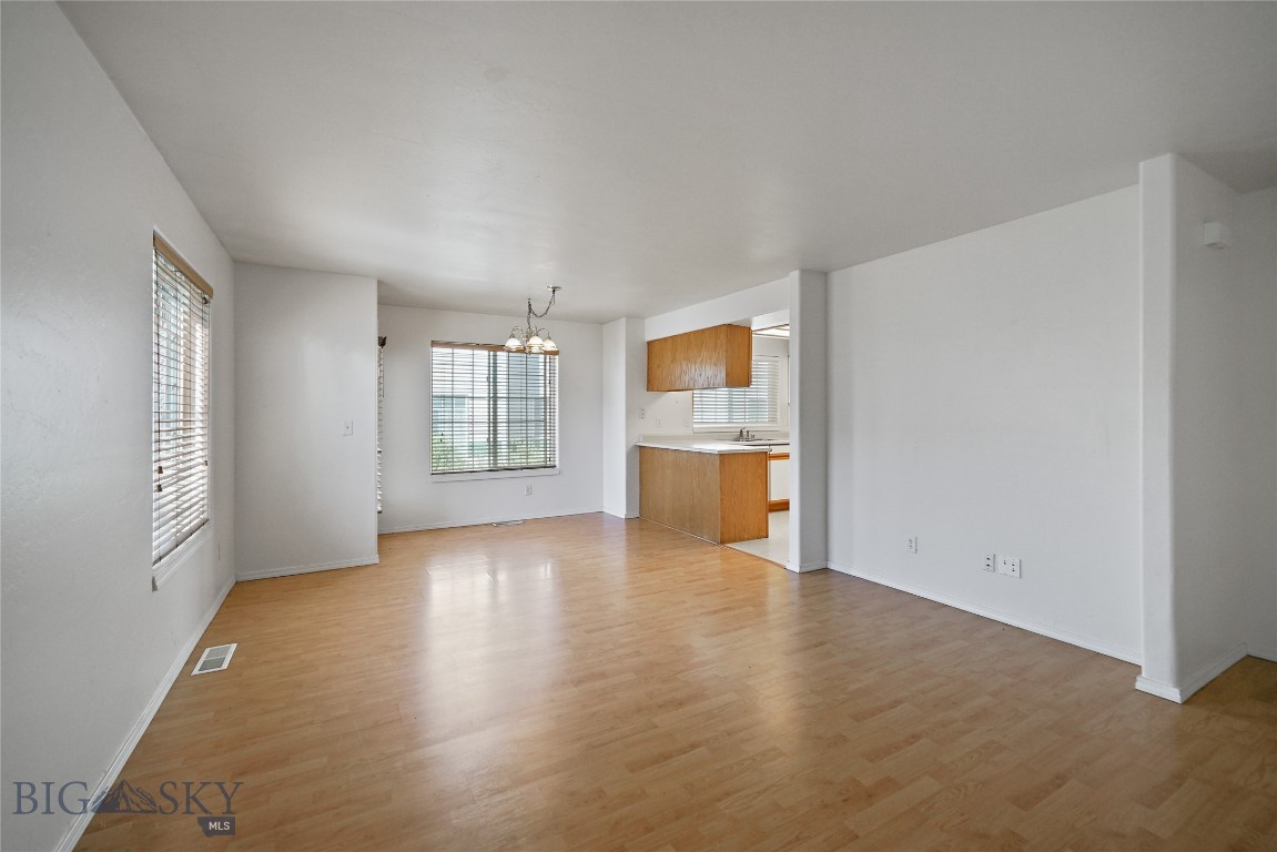 3024 W Villard 3D