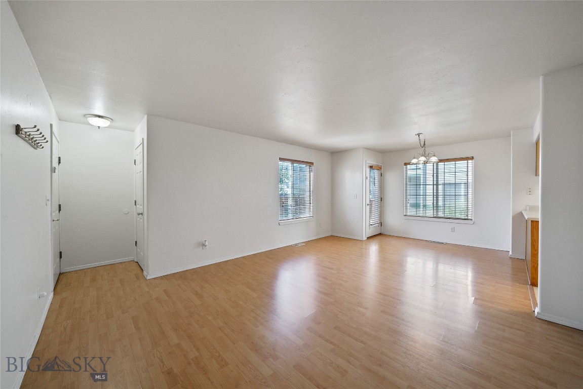 3024 W Villard 3D
