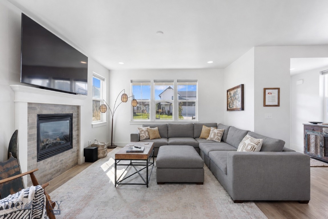 112 Hilgard Peak