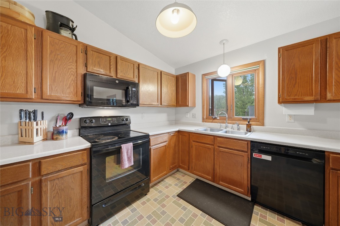 410 Coulee Drive
