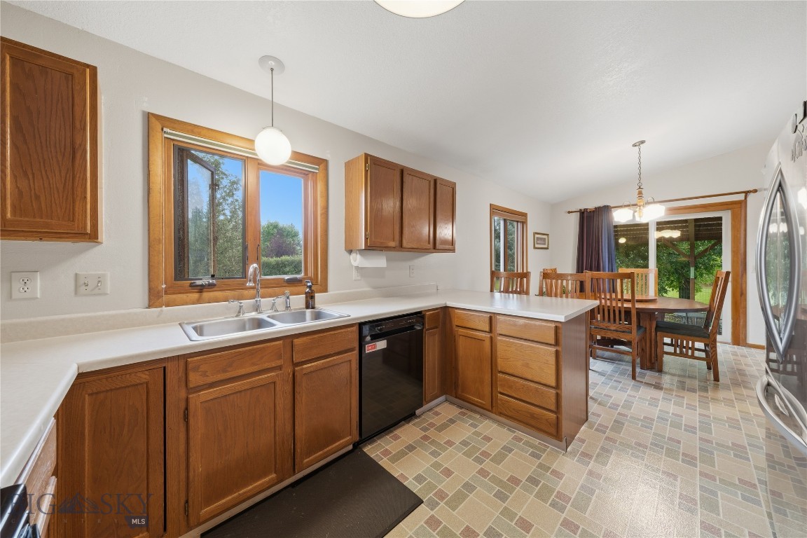 410 Coulee Drive