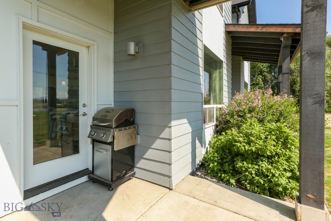 2002 Chipset Street A