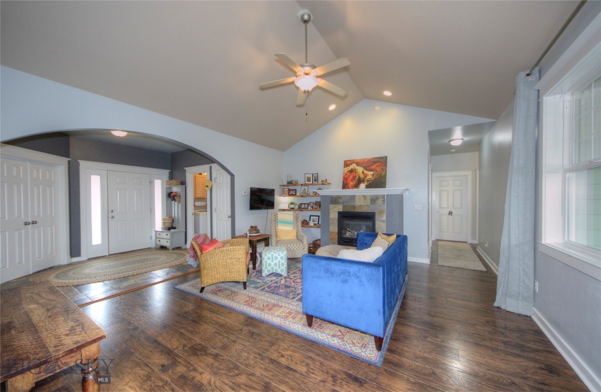 3116 John Deere Street