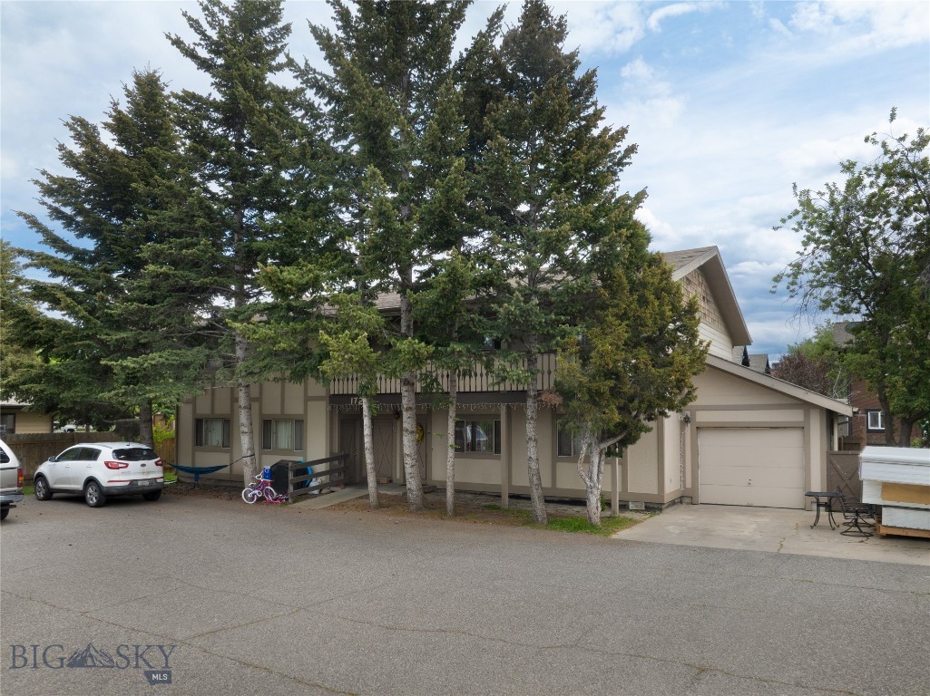 1720 W Olive