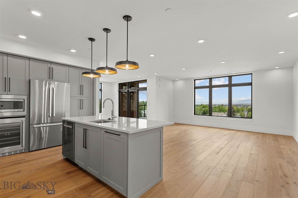 315 N Tracy Avenue 502