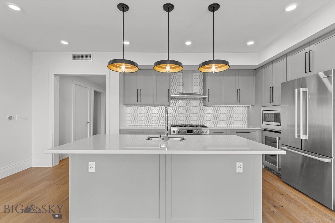315 N Tracy Avenue 502