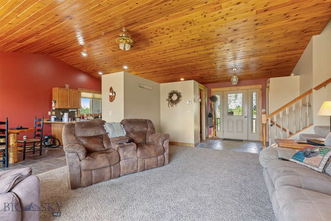 1202 Ludwig Lane