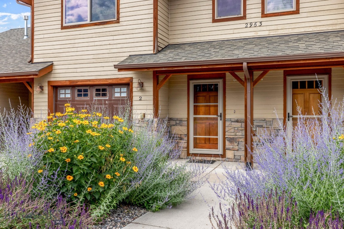 2963 Warbler Way 2